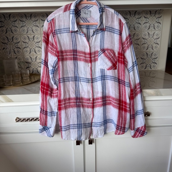 Rails Linen Button Down Shirt - Picture 7 of 9